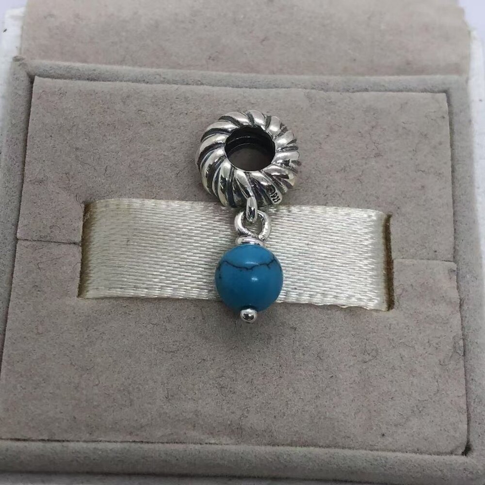 ✨✨Pandora Turquoise-colored Dangle Charm